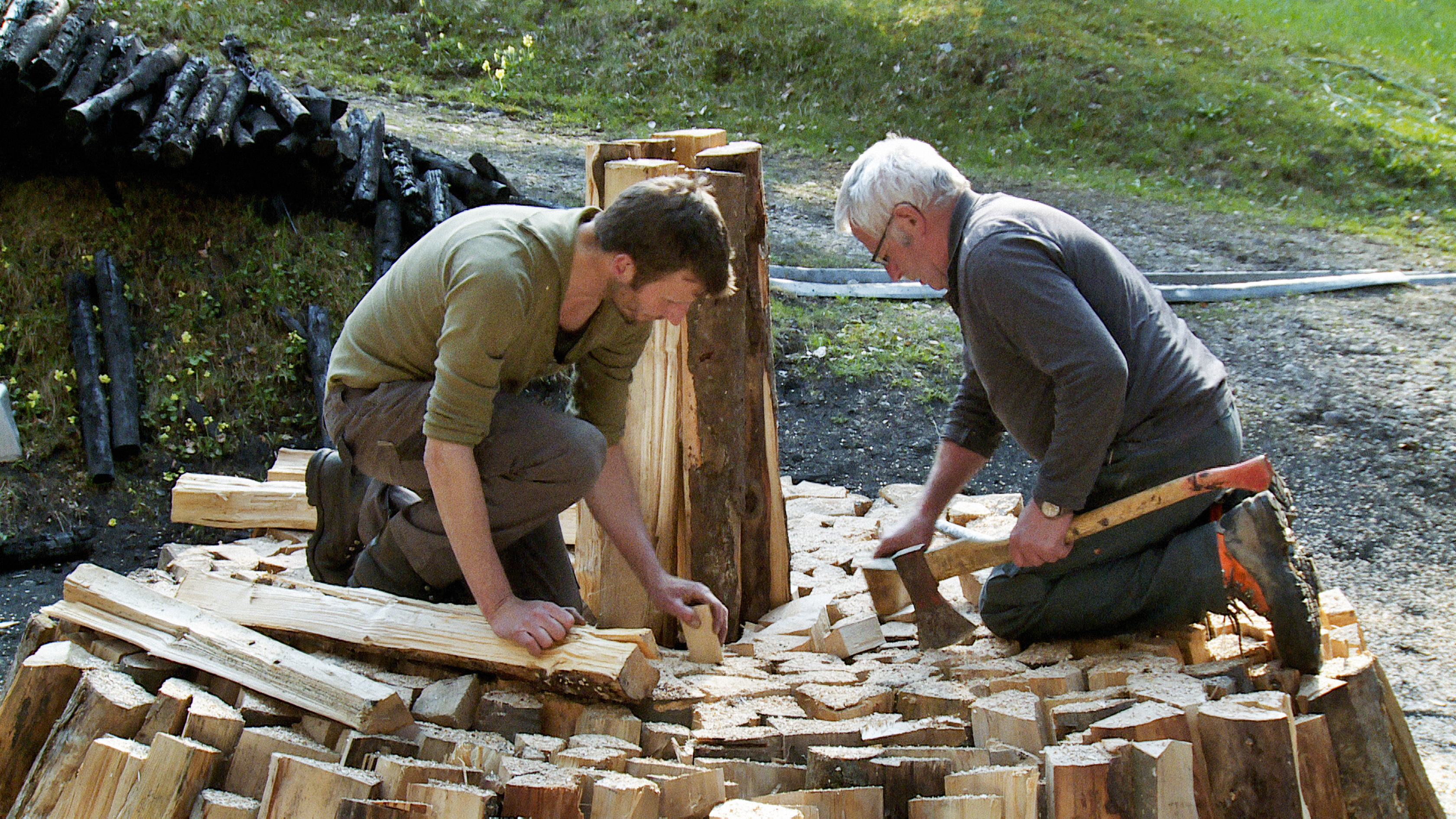 LA NUIT DES CHARBONNIERS image